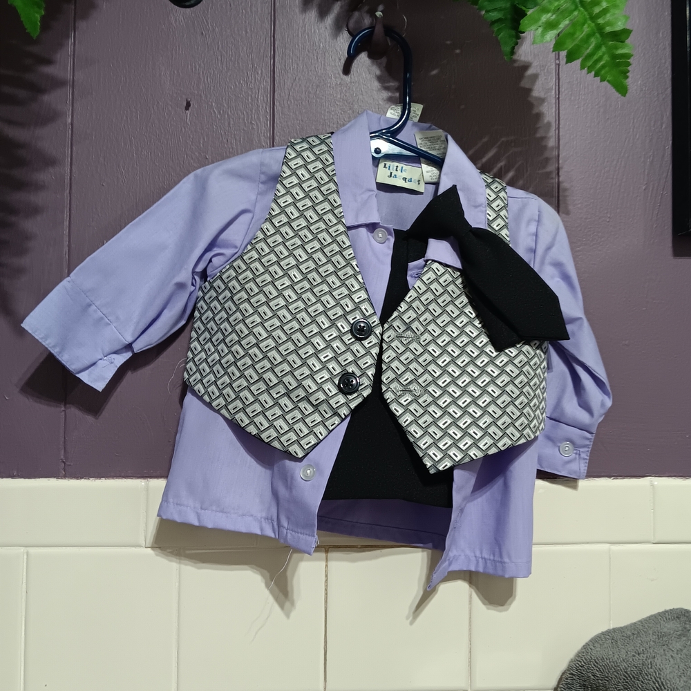 Jacques Size 6,9 months Chic Purple and Gray Matching Set with Geometric Vest